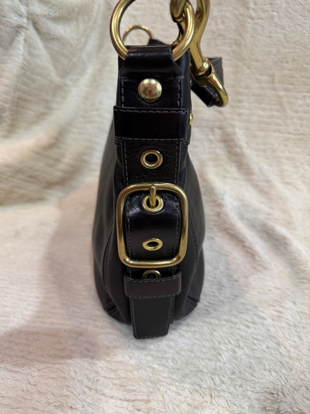 Coach Black Leather Shoulder Bag with Gold Hardware - Picture 6 of 12